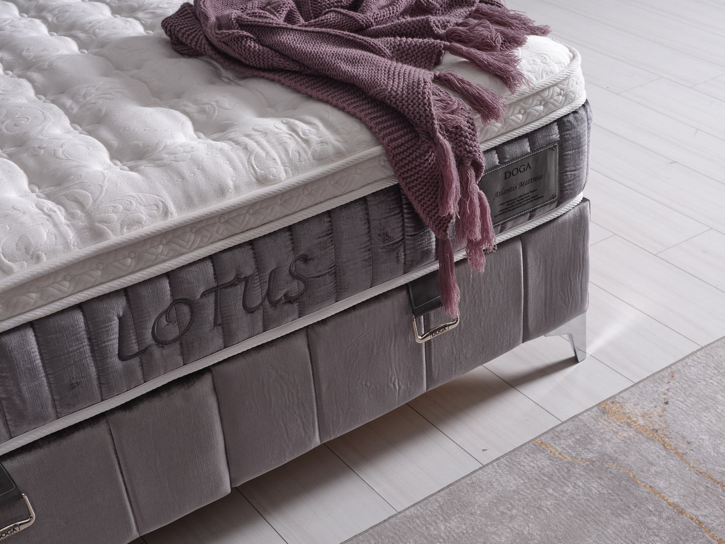 Lotus Bettset inkl. 2x Nachttisch + Bank